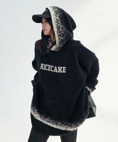 Dalfwin(ダールフィン)の「韓国ファッション RICECAKE粉雪グラデニットフーディー(ニット/セーター・レディース・ホワイト/ブラック・FREE)」の22枚目の写真