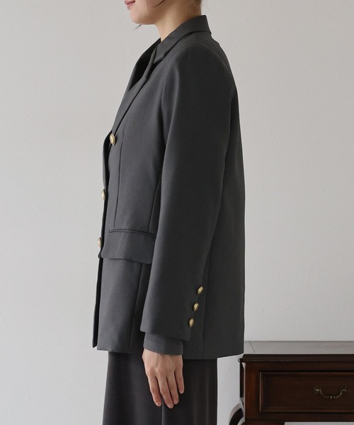 BLUEEAST（ブルーイースト）の「バックスリットテーラードジャケット（テーラードジャケット・レディース・チャコールグレー/ネイビー・LARGE/MEDIUM）」の15枚目の写真