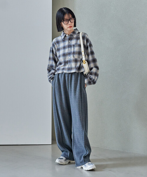 FREAK'S STORE(フリークスストア)の「オンブレ チェックシャツ/ショート丈チェックシャツ/ネルシャツ(シャツ/ブラウス・レディース・ブルー/ブラック/ブラウン・SMALL/MEDIUM)」の4枚目の写真