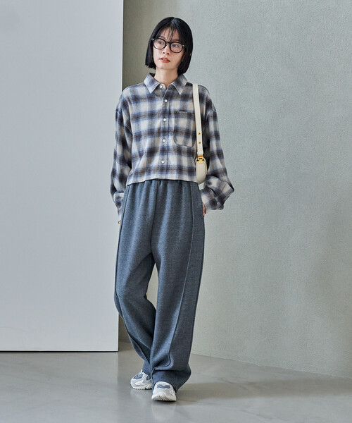 FREAK'S STORE(フリークスストア)の「オンブレ チェックシャツ/ショート丈チェックシャツ/ネルシャツ(シャツ/ブラウス・レディース・ブルー/ブラック/ブラウン・SMALL/MEDIUM)」の9枚目の写真