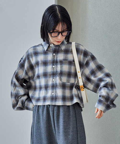 FREAK'S STORE(フリークスストア)の「オンブレ チェックシャツ/ショート丈チェックシャツ/ネルシャツ(シャツ/ブラウス・レディース・ブルー/ブラック/ブラウン・SMALL/MEDIUM)」の12枚目の写真