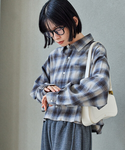 FREAK'S STORE(フリークスストア)の「オンブレ チェックシャツ/ショート丈チェックシャツ/ネルシャツ(シャツ/ブラウス・レディース・ブルー/ブラック/ブラウン・SMALL/MEDIUM)」の15枚目の写真