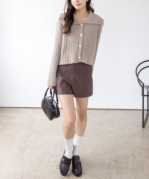 CLEAR BASIC（クリアベーシック）の「セーラーカラービジューボタンニット[オフィスカジュアル 着回し抜群 大人]（ニット/セーター・レディース・グレイッシュベージュ/アイボリー/ミント/ブラウン・F）」の8枚目の写真