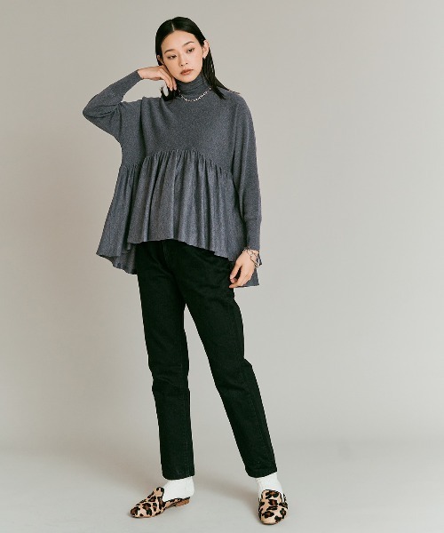 W:Huku(フーク)の「【W:Huku / ウールミックス ライト ニット】タートルネック ペプラム チュニック トップス / Wool-Blend Lightweight Knit Peplum Top(ニット/セーター・レディース・ブラック/チャコール/ライトグレー/ブラウン・FREE)」の14枚目の写真