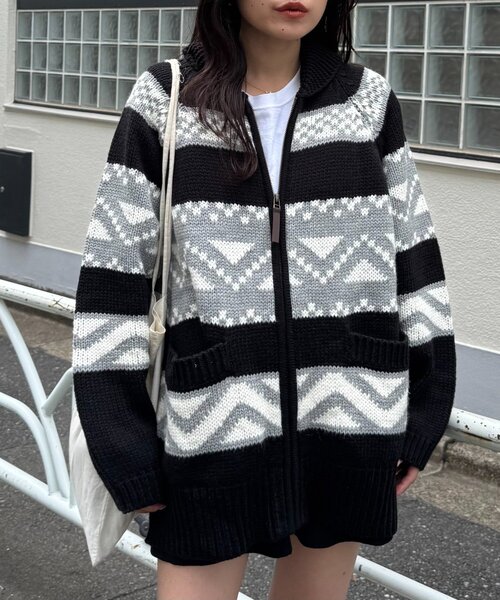 WILLOW(ウィロー)の「【willow】カウチンオーバーニットZIPカーデ(カーディガン/ボレロ・レディース・ブラック/オフホワイト・ONE SIZE)」の4枚目の写真