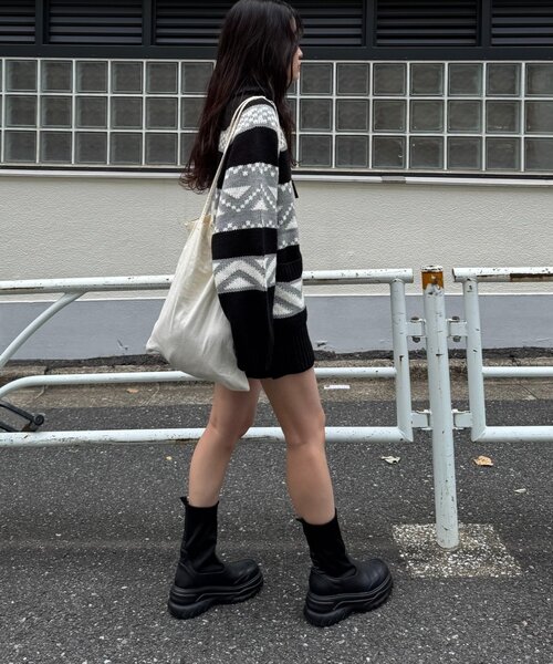 WILLOW(ウィロー)の「【willow】カウチンオーバーニットZIPカーデ(カーディガン/ボレロ・レディース・ブラック/オフホワイト・ONE SIZE)」の13枚目の写真