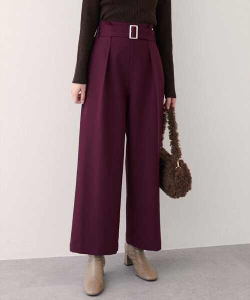 natural couture（ナチュラルクチュール）の「バックルベルト付きタックパンツ（その他パンツ・レディース・ボルドー/ブラウン/ブラック・MEDIUM/SMALL）」の5枚目の写真