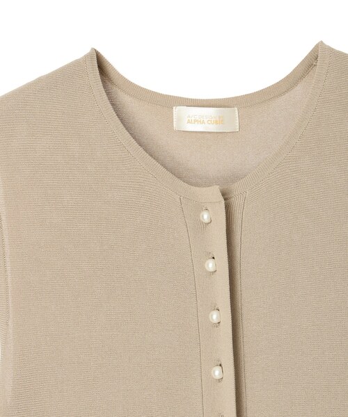 A/C DESIGN BY ALPHA CUBIC（エーシーデザインバイアルファキュービック）の「パールバルーンベスト（カーディガン/ボレロ・レディース・ブラック/ベージュ・M/L）」の13枚目の写真