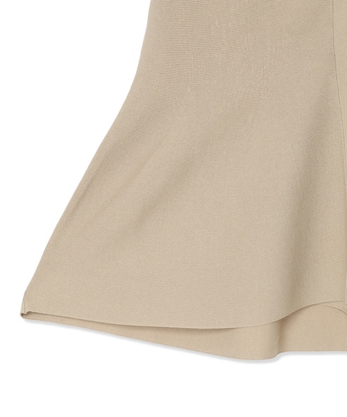 A/C DESIGN BY ALPHA CUBIC（エーシーデザインバイアルファキュービック）の「パールバルーンベスト（カーディガン/ボレロ・レディース・ブラック/ベージュ・M/L）」の14枚目の写真