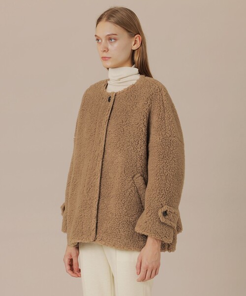 MACKINTOSH LONDON（マッキントッシュ ロンドン）の「【婦人画報11月号掲載】【ROSLEY/ロズリー】ウールブレンドボアコート（ノーカラーコート・レディース・ベージュ・38）」の4枚目の写真