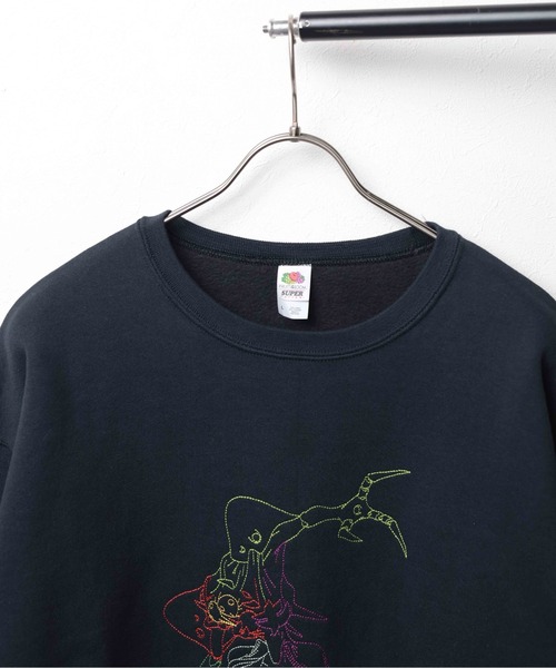FRUIT OF THE LOOM（フルーツオブザルーム）の「【RES】【EVANGELION x FRUIT OF THE LOOM】刺繍 クルーネックスウェット（スウェット・メンズ・ネイビー/グレー/ブラック・MEDIUM/X-LARGE）」の9枚目の写真