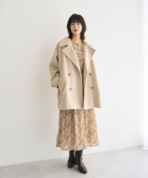 YECCA VECCA(イェッカヴェッカ)の「フラワー柄フリルプリーツワンピース(ワンピース・レディース・ブラック/アイボリー・FREE)」の15枚目の写真