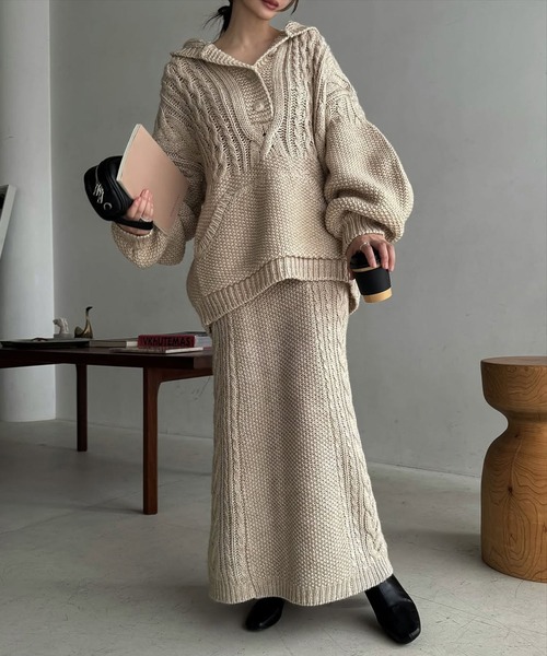 WILLFULLY（ウィルフリー）の「skipper hoodie cable muff pocket knit（ニット/セーター・レディース・ブラック/タン/チャコール・FREE）」の16枚目の写真