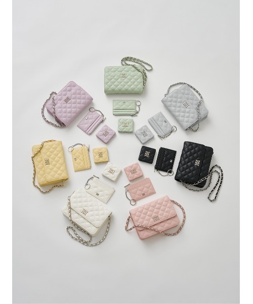 Darich（ダーリッチ）の「DDロゴキルティングトラベルセット（ショルダーバッグ・レディース・サックスブルー/ブラック/イエロー/ミント/パープル/ホワイト/ピンク・FREE）」の8枚目の写真