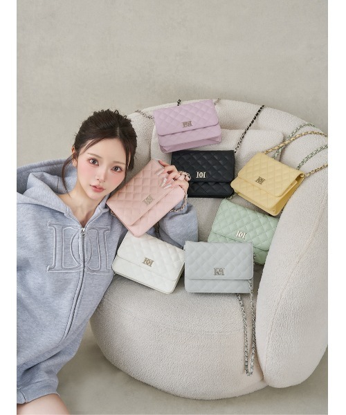 Darich（ダーリッチ）の「DDロゴキルティングトラベルセット