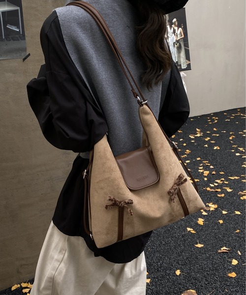FREE STYLISTS（フリー スタイリスト）の「Y2K ダブルリボンスエードレザーショルダーバッグ/3WAY（ショルダーバッグ・レディース・ブラウン/ダークブラウン・FREE）」の8枚目の写真