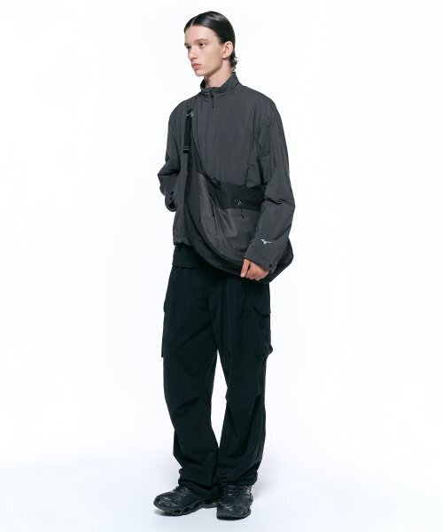 INSILENCE(インサイロンス)の「コマティナイロンカーゴパンツBLACK(その他パンツ・レディース・その他・SMALL/MEDIUM/LARGE)」の5枚目の写真
