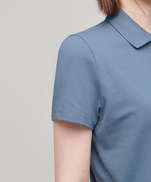 MUSINSA STANDARD WOMAN（ムシンサスタンダードウーマン）の「【クールタンダード】レディースクロップドピケポロシャツ【ブルーグレー】（ポロシャツ・レディース・その他・SMALL/MEDIUM/LARGE/X-SMALL）」の5枚目の写真