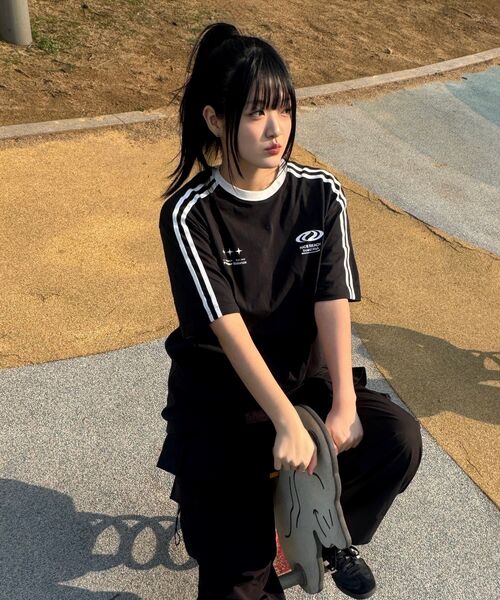 URBANDTYPE(アーバンディタイプ)の「フットボールジャージTシャツ_ブラック(Tシャツ/カットソー・レディース・その他・SMALL/MEDIUM/LARGE)」の14枚目の写真