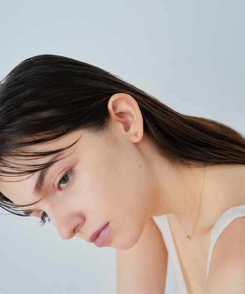 Winter Treat｜VERY MERRY] K18YG ダイヤモンド ホーリー ピアス