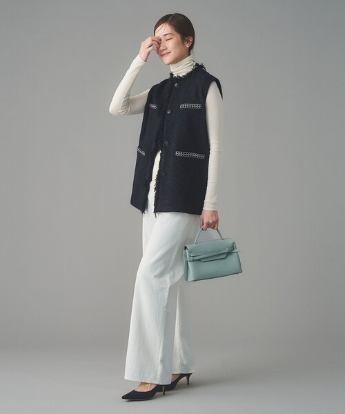 UNITED ARROWS(ユナイテッドアローズ)の「2トーン ツイードライク ベスト(ベスト・レディース・ブラック/ネイビー・38/36)」の7枚目の写真