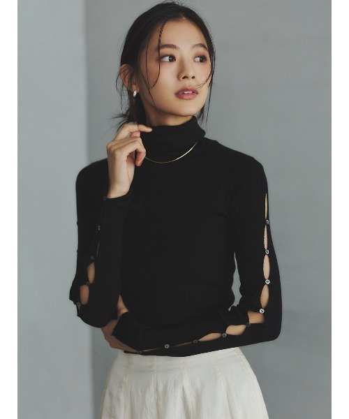 スラッシュリブニットトップス（ニット/セーター）｜anuans（ア