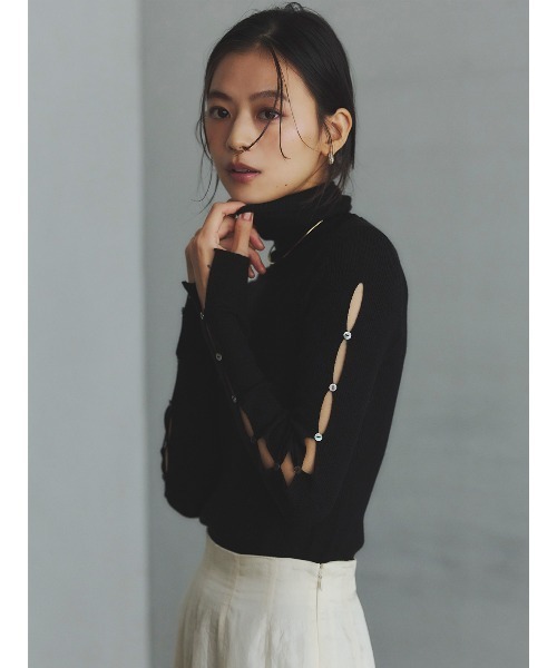 anuans（アニュアンス）の「スラッシュリブニットトップス（ニット/セーター・レディース・アイボリー/ブラック/グレー/レッド・FREE）」の13枚目の写真