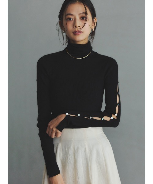 anuans（アニュアンス）の「スラッシュリブニットトップス（ニット/セーター・レディース・アイボリー/ブラック/グレー/レッド・FREE）」の14枚目の写真