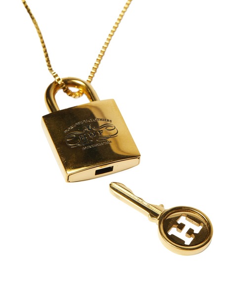HUF(ハフ)の「LOCK & KEY PENDANT(ネックレス・メンズ・ゴールド・O/S)」の4枚目の写真