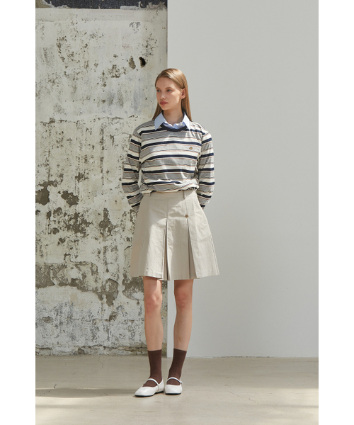 ANOETIC(アノエティック)の「FORMAL PLEATSW SKIRT_LIGHT GREY(スカート・レディース・ライトグレー・SMALL/MEDIUM)」の2枚目の写真