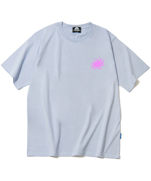 TRIPSHION(トリップション)の「ピンクトルネード ロゴTシャツ - パープル(Tシャツ/カットソー・メンズ・その他・LARGE/MEDIUM/X-LARGE)」の2枚目の写真