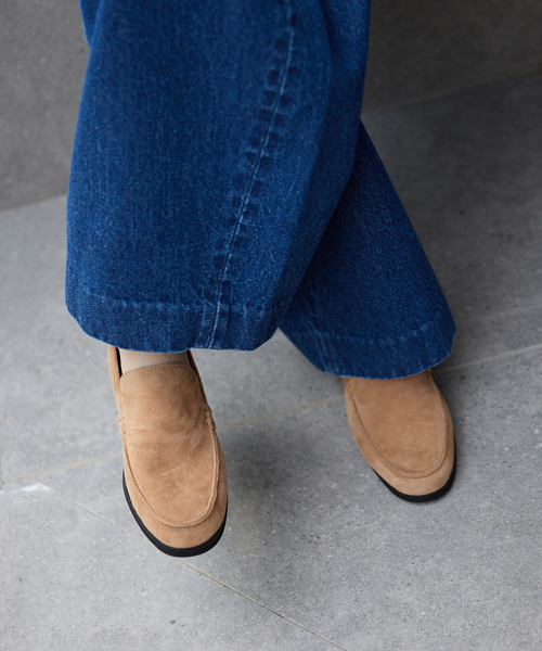 SLOBE IENA(スローブイエナ)の「SLOBE スウェードローファー(ローファー・レディース・ベージュ・24.5cm/24cm/23.5cm/23cm/22.5cm)」の4枚目の写真