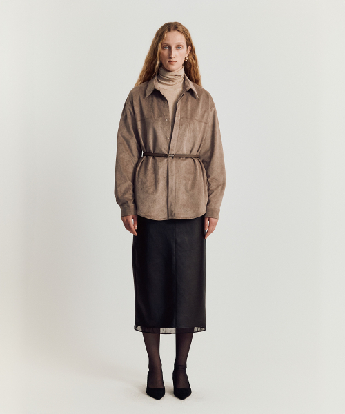 MAYVERU（メイバーユー）の「Geta Suede Jacket _ Brown（シャツ/ブラウス・レディース・その他・FREE）」の2枚目の写真