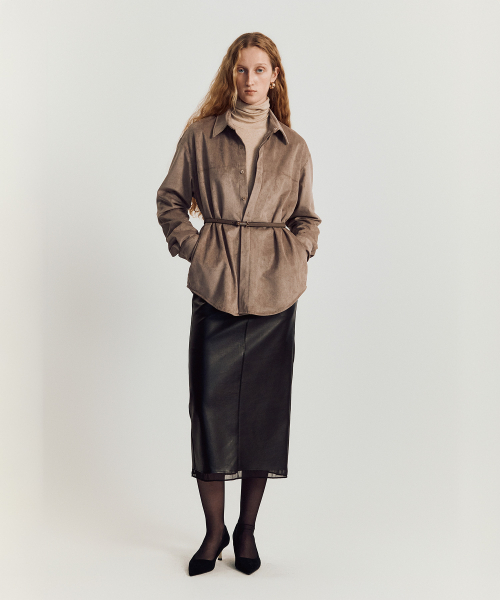 MAYVERU（メイバーユー）の「Geta Suede Jacket _ Brown（シャツ/ブラウス・レディース・その他・FREE）」の4枚目の写真