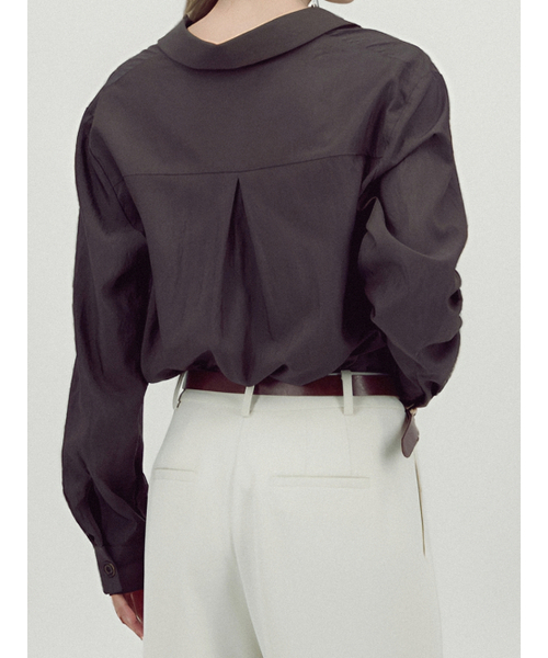 ACUD(アクド)の「Glossy Shirt Blouse _D.Brown(シャツ/ブラウス・レディース・ダークブラウン・FREE)」の5枚目の写真