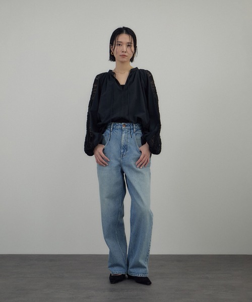 SALON adam et rope'(サロン アダム エ ロペ)の「【WEB限定】レースアクセントブラウス(シャツ/ブラウス・レディース・ブラック/オフホワイト・FREE)」の4枚目の写真