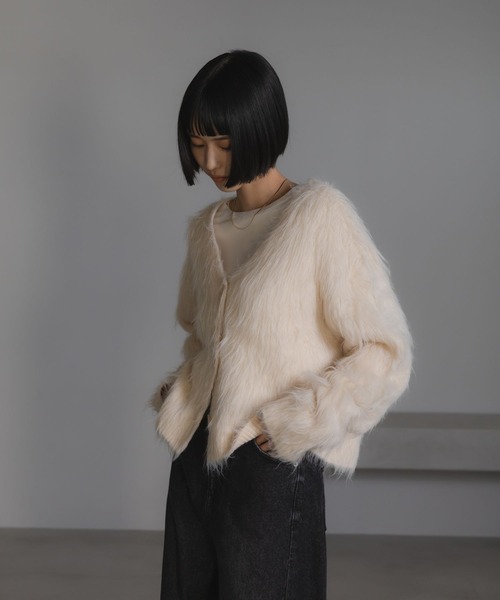 LOWRYS FARM(ローリーズファーム)の「シャギーショートVカーディガン 632263(カーディガン/ボレロ・レディース・アイボリー/ブルー/グレー/イエロー・FREE)」の19枚目の写真