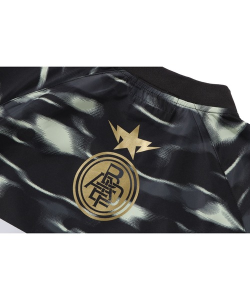 A BATHING APE（アベイシングエイプ）の「SCREEN CAMO FOOTBALL LOGO RELAXED FIT CREWNECK SWEATSHIRT（スウェット・メンズ・ブラック/ブルー・MEDIUM/XX-LARGE/LARGE/SMALL/X-LARGE）」の7枚目の写真