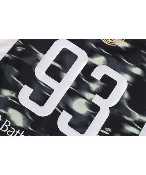 A BATHING APE（アベイシングエイプ）の「SCREEN CAMO FOOTBALL LOGO RELAXED FIT CREWNECK SWEATSHIRT（スウェット・メンズ・ブラック/ブルー・MEDIUM/XX-LARGE/LARGE/SMALL/X-LARGE）」の9枚目の写真