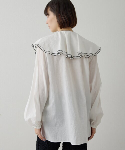 Whim Gazette（ウィムガゼット）の「ローンフリルブラウス（シャツ/ブラウス・レディース・ネイビー/オフホワイト・FREE）」の7枚目の写真