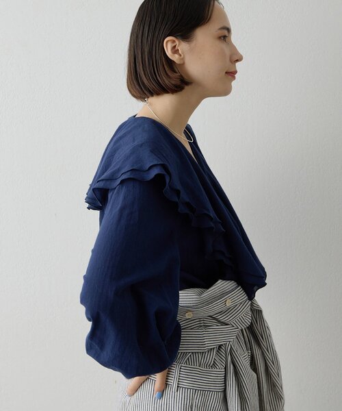 Whim Gazette（ウィムガゼット）の「ローンフリルブラウス（シャツ/ブラウス・レディース・ネイビー/オフホワイト・FREE）」の22枚目の写真