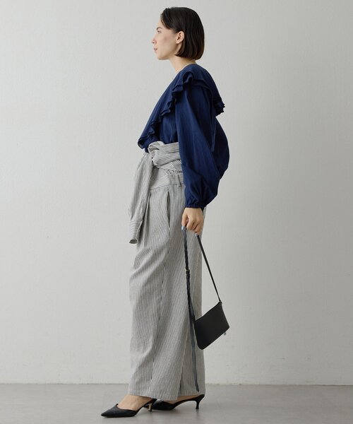 Whim Gazette（ウィムガゼット）の「ローンフリルブラウス（シャツ/ブラウス・レディース・ネイビー/オフホワイト・FREE）」の17枚目の写真