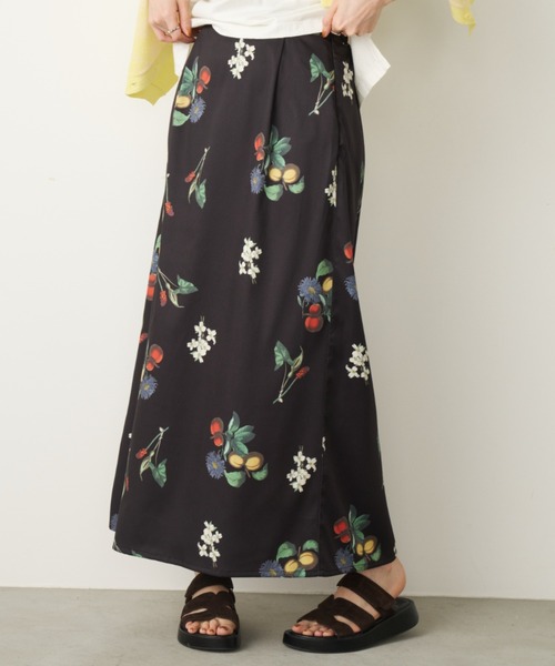 Unitage（ユニテージ）の「ボタニカル柄ロングスカート（スカート・レディース・ブラック/アイボリー・FREE）」の6枚目の写真