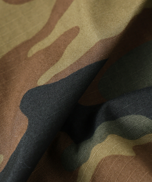 JOURNAL STANDARD（ジャーナルスタンダード）の「3D ミリタリー ジャングル ファティーグ 6ポケット カモ柄 パンツ（カーゴパンツ・メンズ・カーキ/ライトグレー・LARGE/MEDIUM）」の8枚目の写真