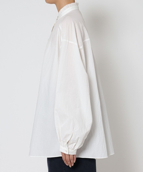 BABYLONE(バビロン)の「コードレーンギャザーブラウス(シャツ/ブラウス・レディース・ブルー/オフホワイト・フリー)」の17枚目の写真