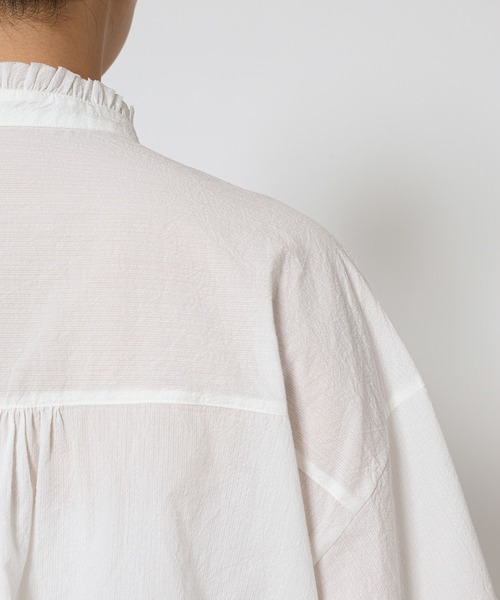 BABYLONE(バビロン)の「コードレーンギャザーブラウス(シャツ/ブラウス・レディース・ブルー/オフホワイト・フリー)」の20枚目の写真