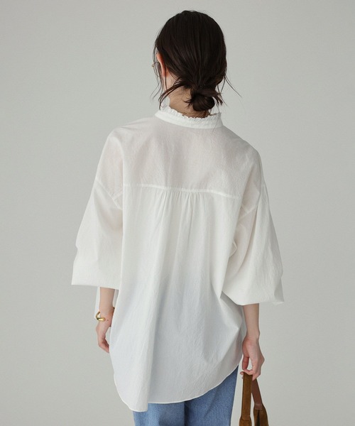 BABYLONE(バビロン)の「コードレーンギャザーブラウス(シャツ/ブラウス・レディース・ブルー/オフホワイト・フリー)」の5枚目の写真