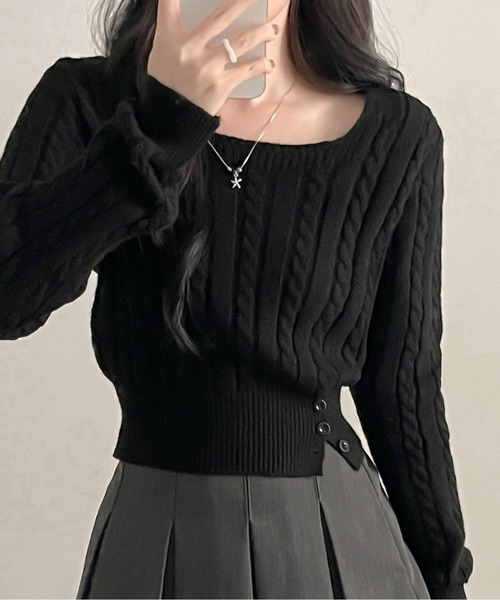 AMAJI（アマジ）の「サイドボタンコンパクトプルオーバー（Tシャツ/カットソー・レディース・ブラック/ホワイト・LARGE/MEDIUM/SMALL）」の4枚目の写真