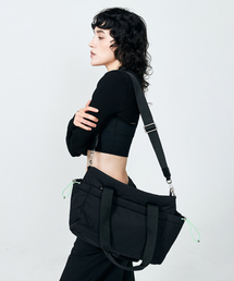 VLOT（ブロット）の「マルチポケットデイリーバッグ[ブラック]（トートバッグ）」