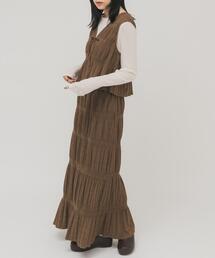 KBF（ケイビーエフ）の「マジョリカプリーツベストSETスカート（セットアップ）」